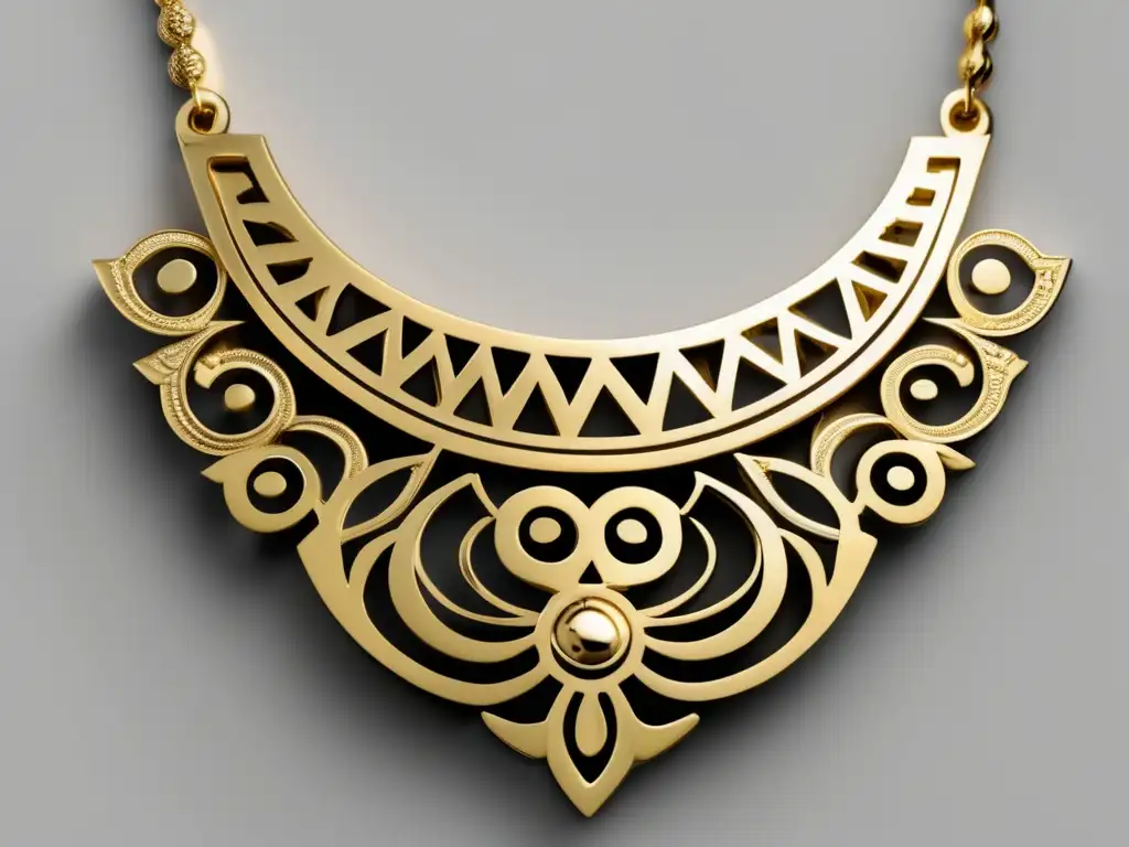 Historia joyería precolombina América Latina: Collar dorado minimalista inspirado en diseños precolombinos