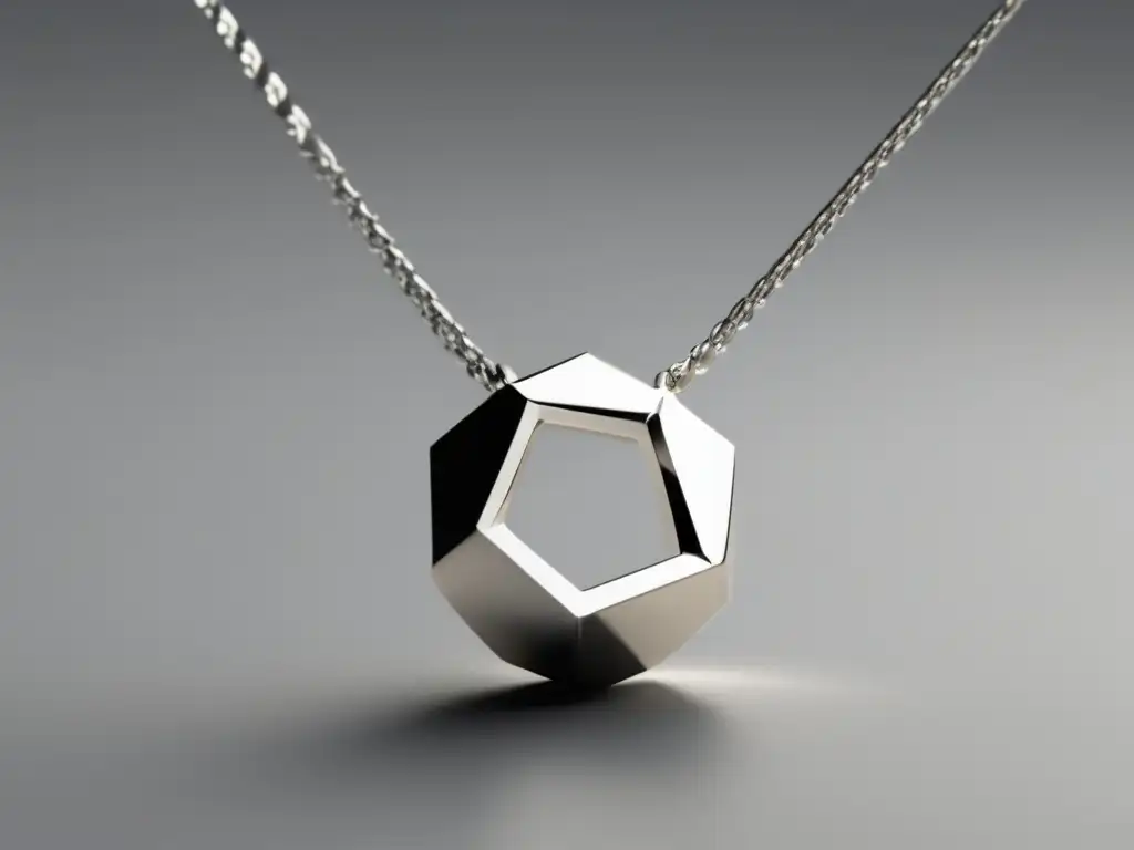 Innovaciones tecnológicas en joyería contemporánea: Collar plateado minimalista con diseño geométrico futurista en cadena delicada